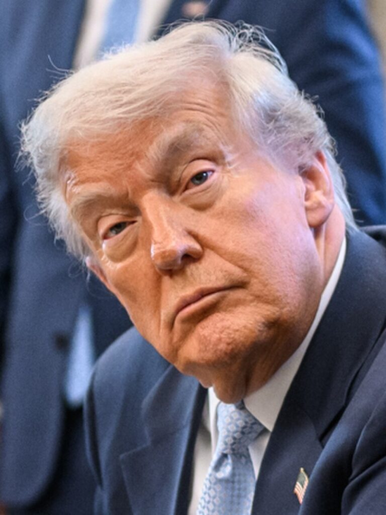 2025_Donald_Trump_--_(cropped)