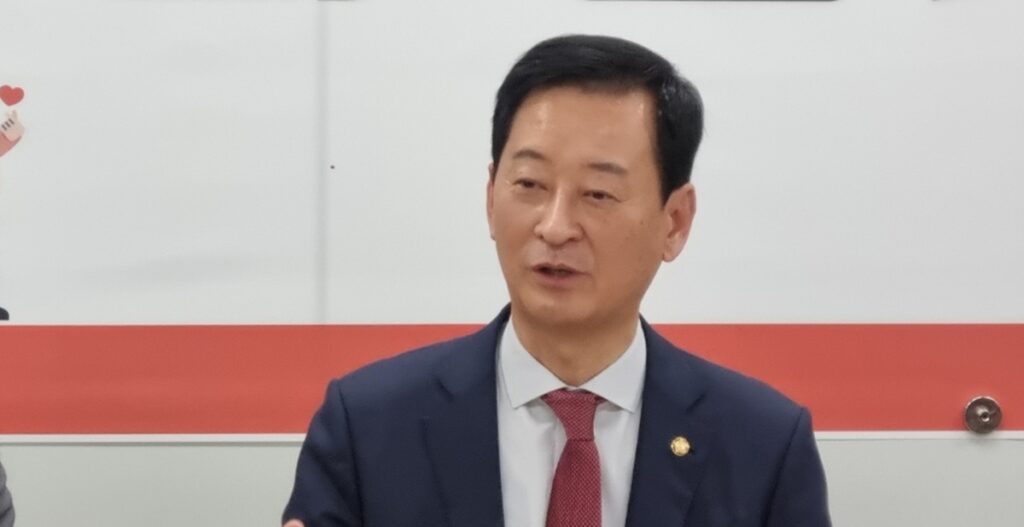 중·남구 당협 간담회에서 발언 중인 최은석 출마예정자